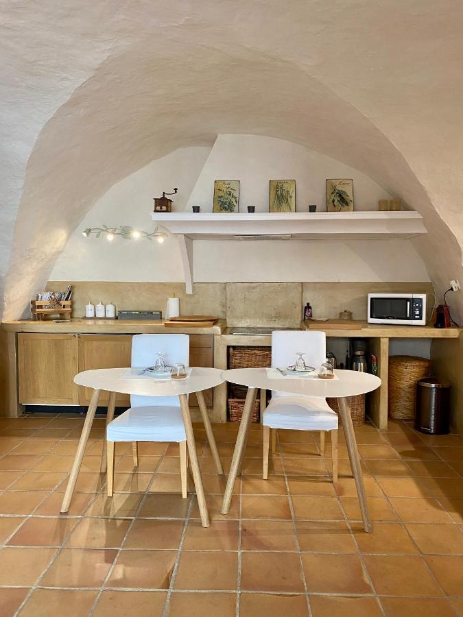 B&B Villa Des Muses La Roque-d'Antheron Buitenkant foto